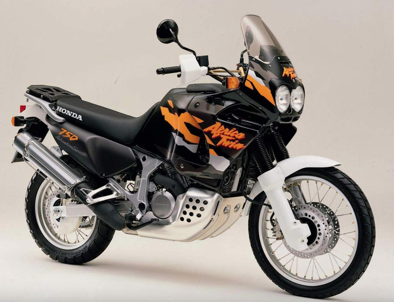 XRV750T Honda Africa Twin (RD-07A)